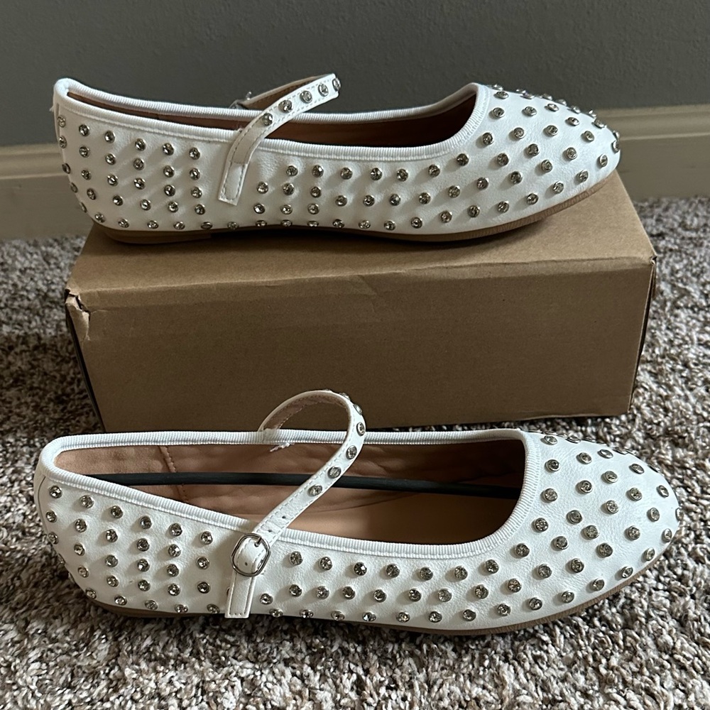 New rhinestone ballet flats